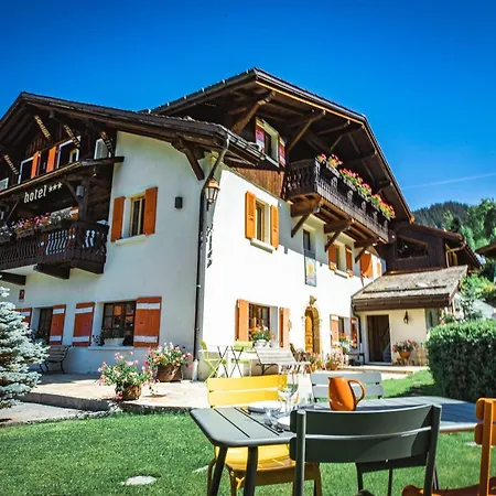 Chalet-hotel Gai Soleil 호텔
