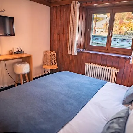 호텔 Chalet-hotel Gai Soleil