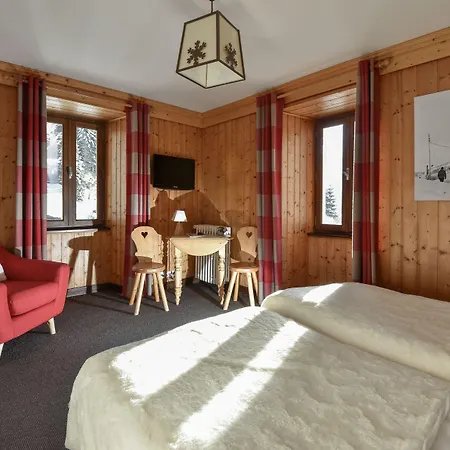 Chalet-hotel Gai Soleil 호텔
