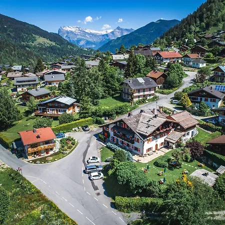 Chalet-hotel Gai Soleil Hotel 3*