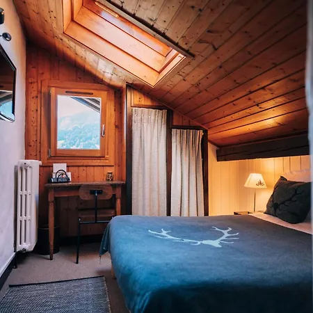 호텔 Chalet-hotel Gai Soleil